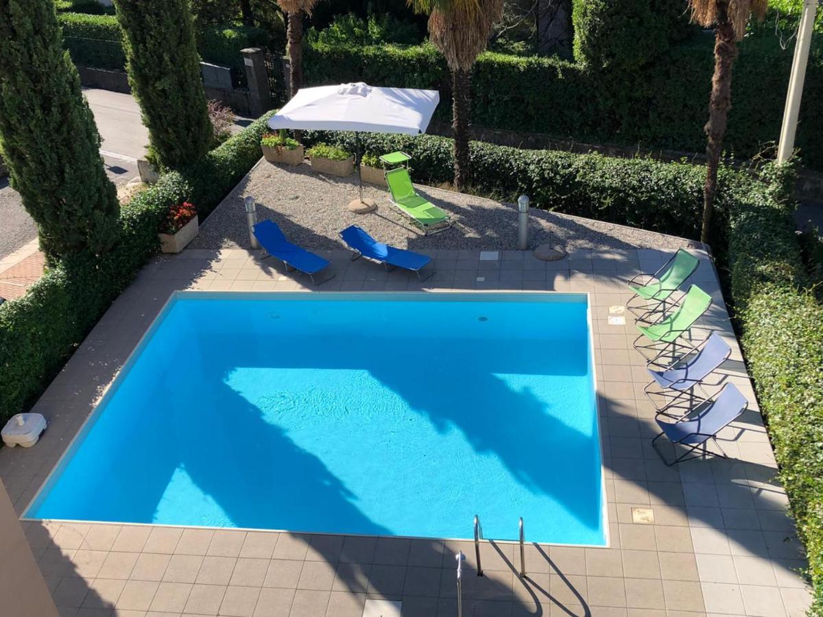 Residence Belvedere Apartment Volesio トレメッツォ エクステリア 写真